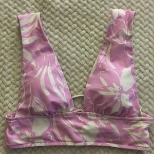 Brand new bikini top!